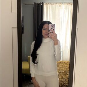 NEW Turtleneck Top🤍💫